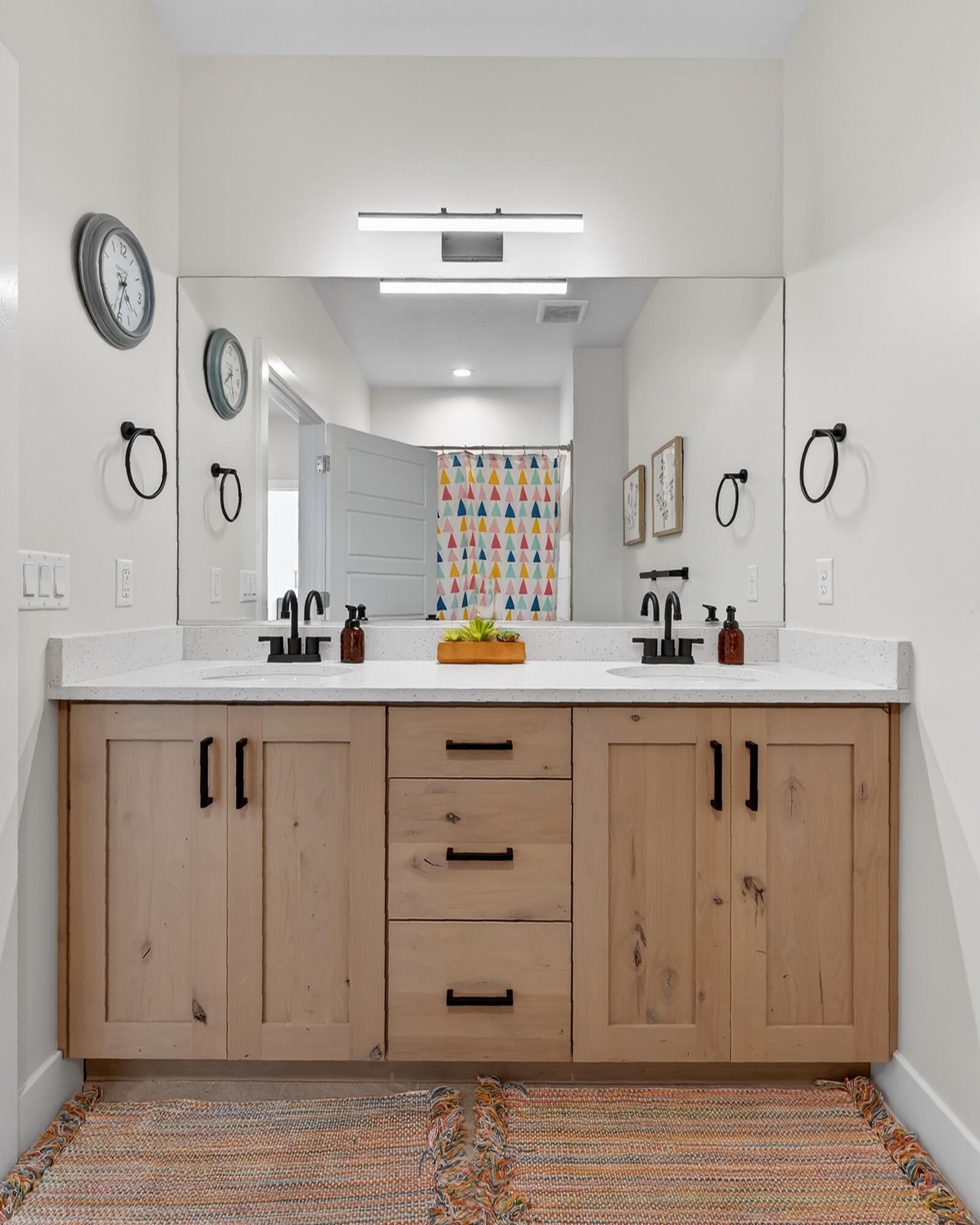 St George, Utah, 84790, United States, 4 Bedrooms Bedrooms, ,4 BathroomsBathrooms,Residential,Active,2010196