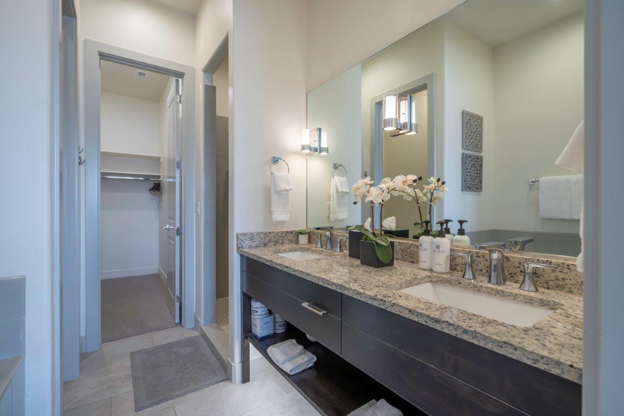 Santa Clara, Utah, 84765, United States, 5 Bedrooms Bedrooms, ,5 BathroomsBathrooms,Residential,Active,1894577
