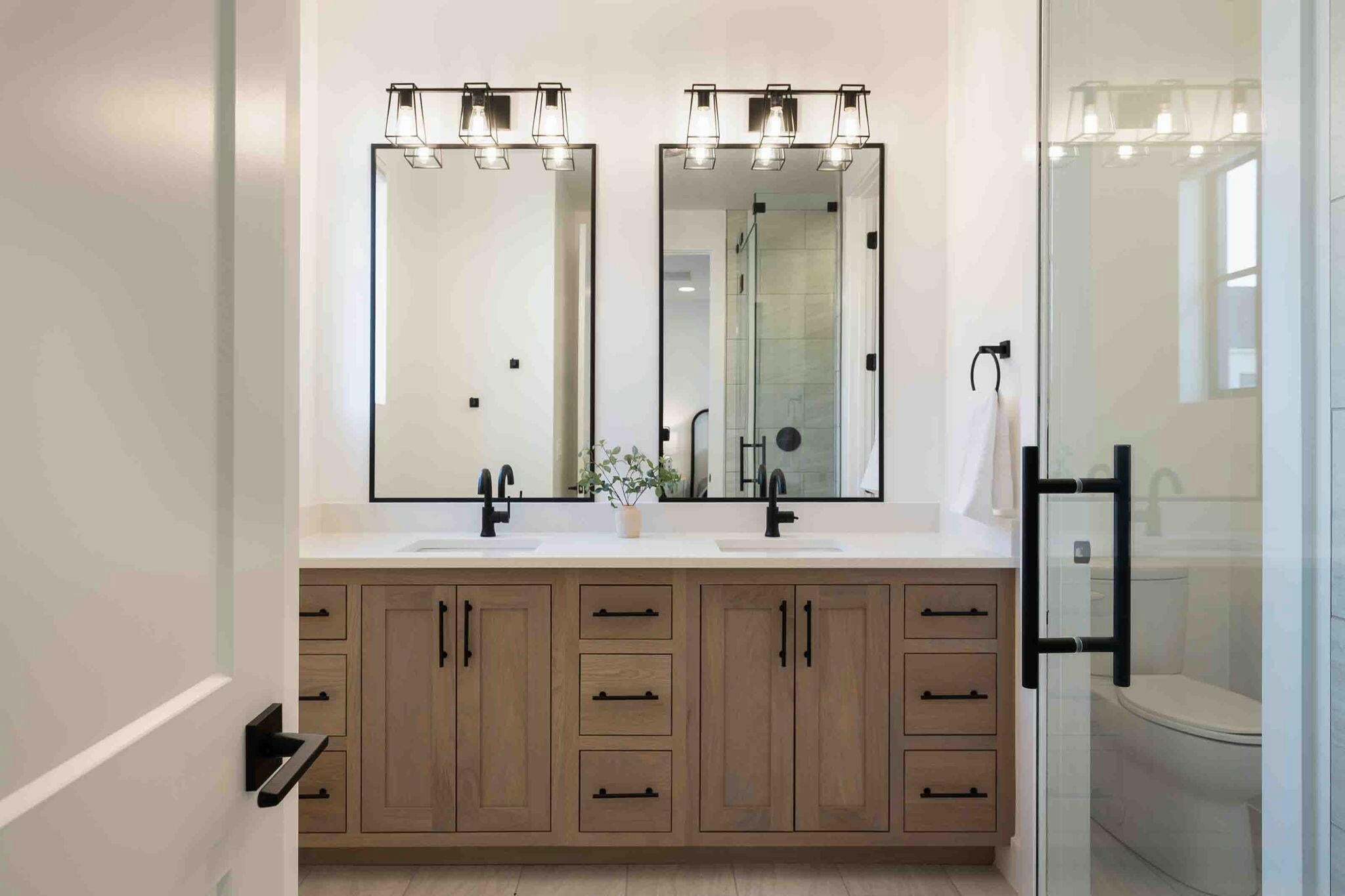 St George, Utah, 84790, United States, 9 Bedrooms Bedrooms, ,9 BathroomsBathrooms,Residential,Active,1747270