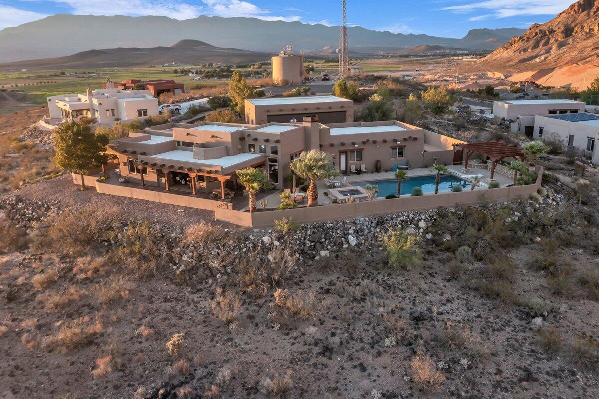 Hurricane, Utah, 84737, United States, 4 Bedrooms Bedrooms, ,3 BathroomsBathrooms,Residential,Active,1941338