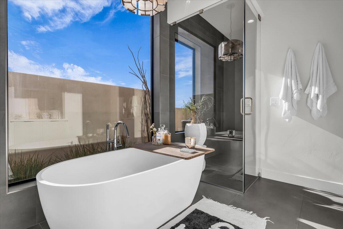 St George, Utah, 84770, United States, 5 Bedrooms Bedrooms, ,5 BathroomsBathrooms,Residential,Active,2009817