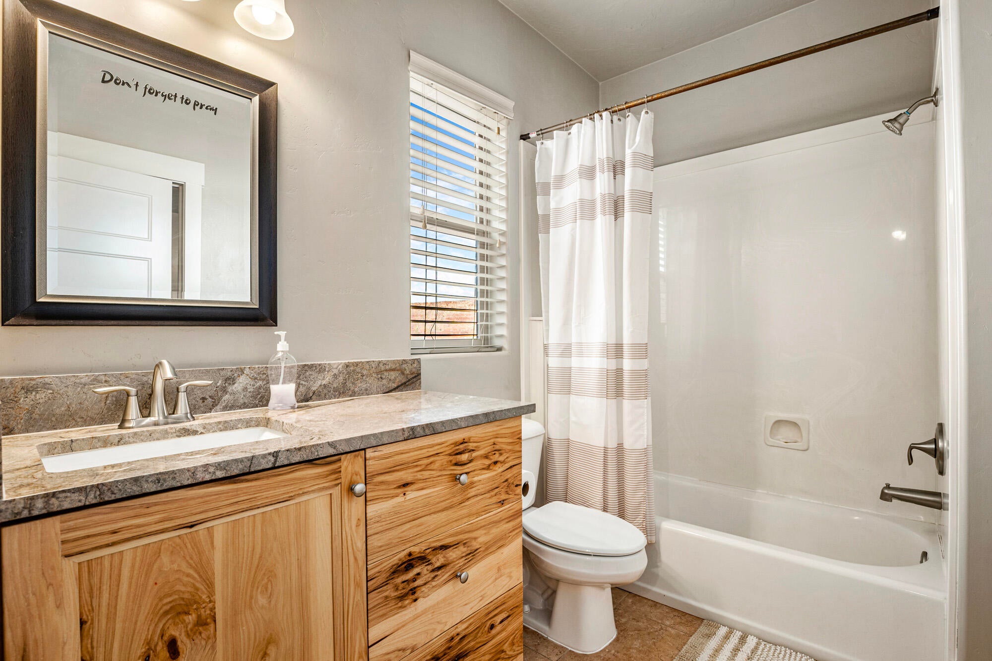 Washington, Utah, 84780, United States, 8 Bedrooms Bedrooms, ,5 BathroomsBathrooms,Residential,Active,2012929