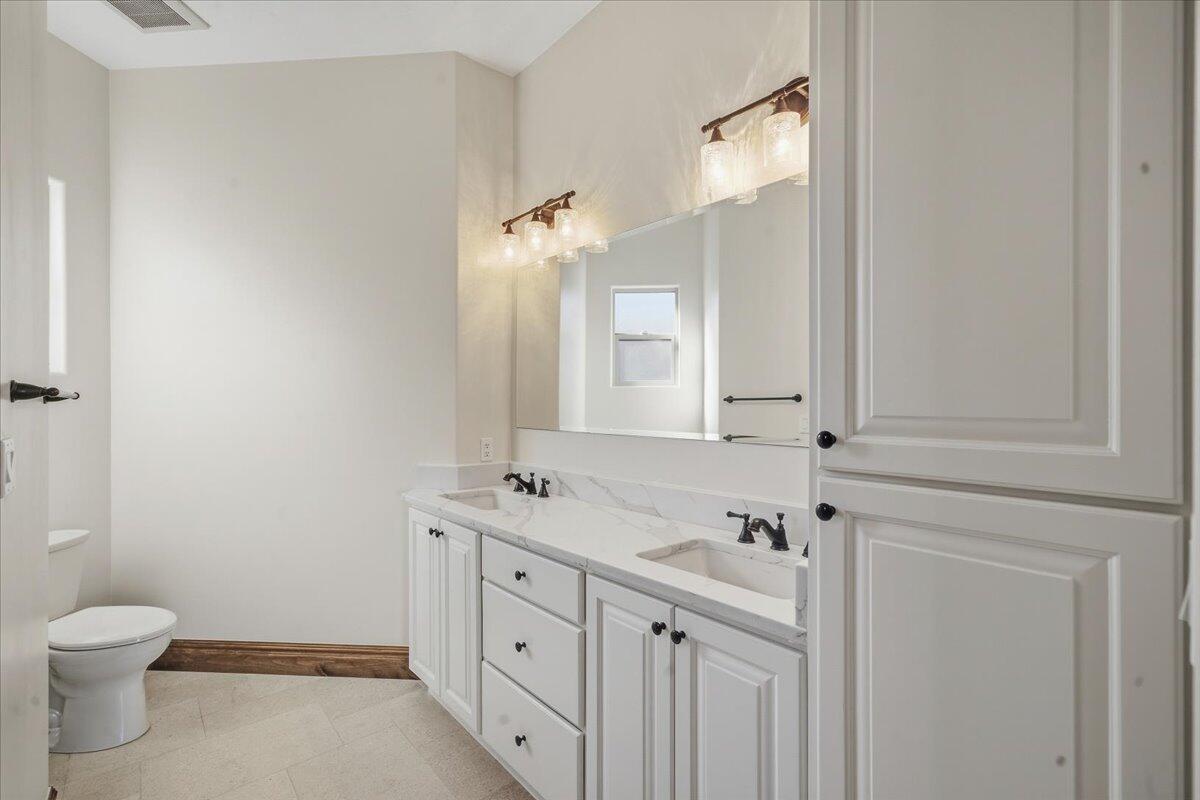 St George, Utah, 84790, United States, 3 Bedrooms Bedrooms, ,4 BathroomsBathrooms,Residential,Active,2000217