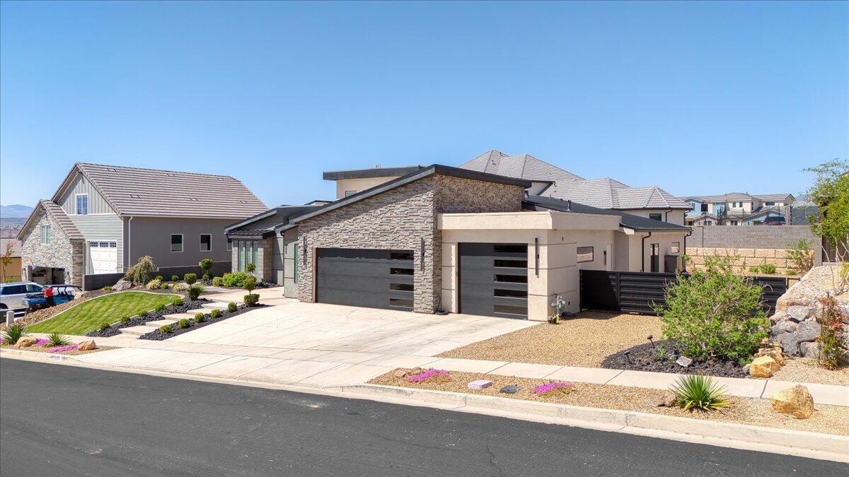 Washington, Utah, 84780, United States, 4 Bedrooms Bedrooms, ,3 BathroomsBathrooms,Residential,Active,1764542