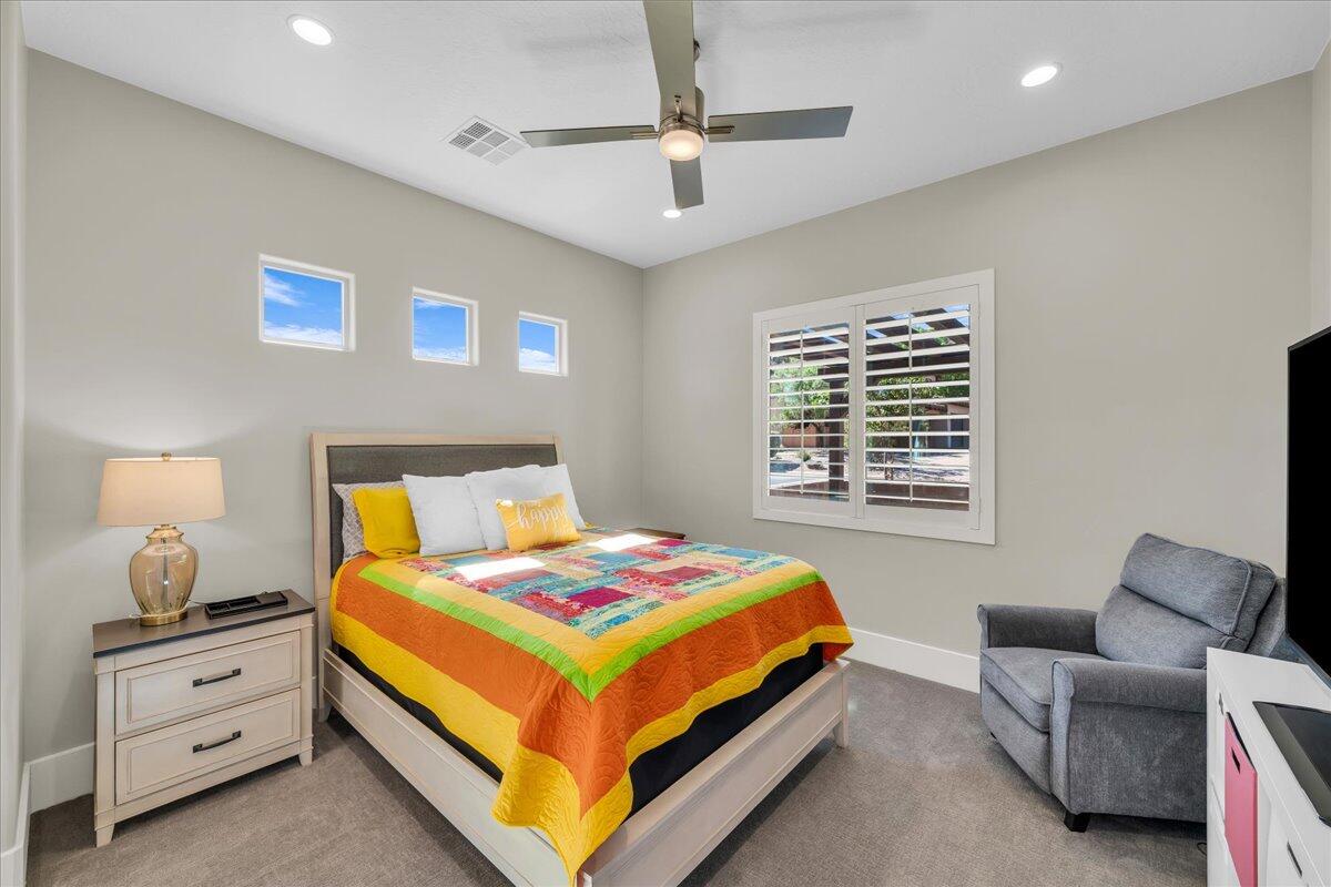 Virgin, Utah, 84779, United States, 4 Bedrooms Bedrooms, ,4 BathroomsBathrooms,Residential,Active,1904690