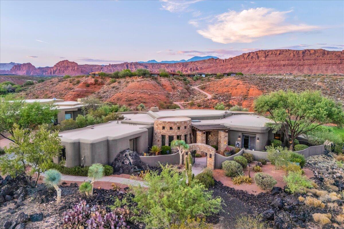 St George, Utah, 84770, United States, 3 Bedrooms Bedrooms, ,3 BathroomsBathrooms,Residential,Active,1919080