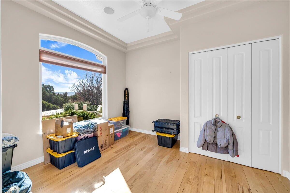 Leeds, Utah, 84746, United States, 5 Bedrooms Bedrooms, ,3 BathroomsBathrooms,Residential,Active,2008700