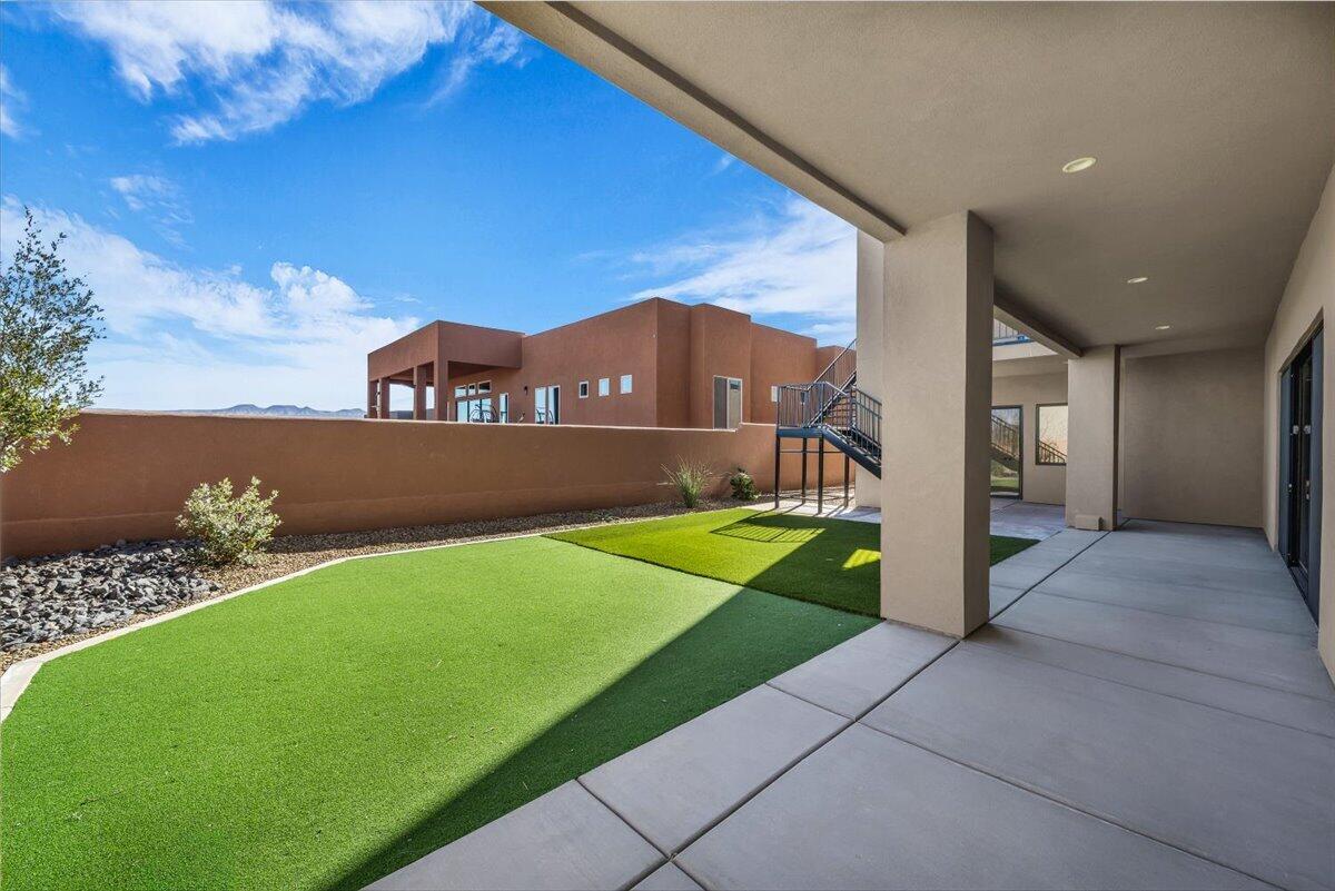 Hurricane, Utah, 84737, United States, 8 Bedrooms Bedrooms, ,6 BathroomsBathrooms,Residential,Active,2015446