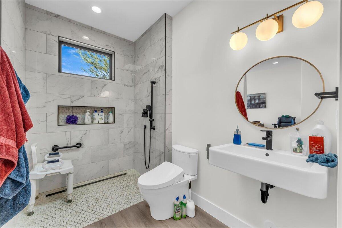 Ivins, Utah, 84738, United States, 3 Bedrooms Bedrooms, ,3 BathroomsBathrooms,Residential,Active,1920222