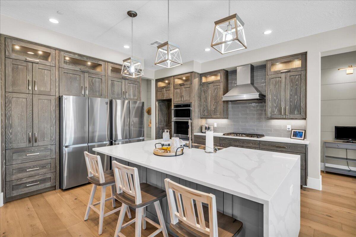 Virgin, Utah, 84779, United States, 4 Bedrooms Bedrooms, ,4 BathroomsBathrooms,Residential,Active,1904690