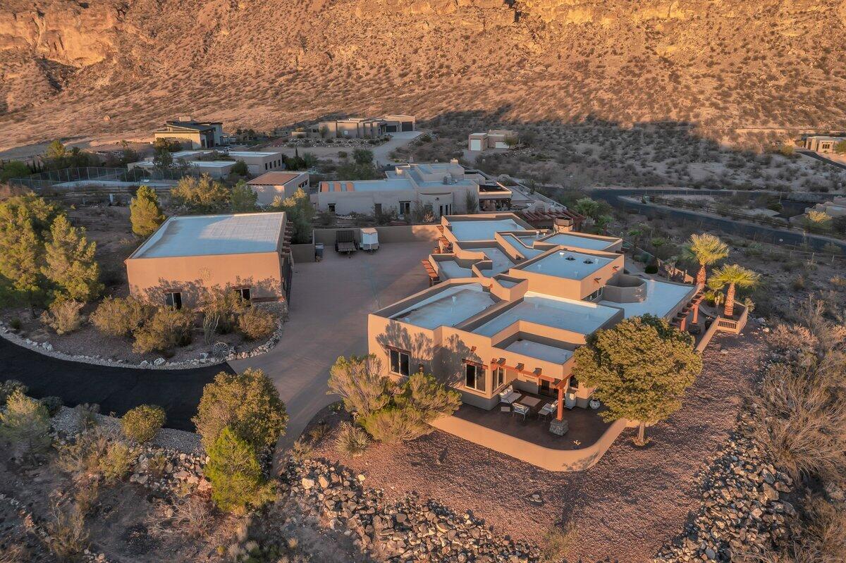 Hurricane, Utah, 84737, United States, 4 Bedrooms Bedrooms, ,3 BathroomsBathrooms,Residential,Active,1941338