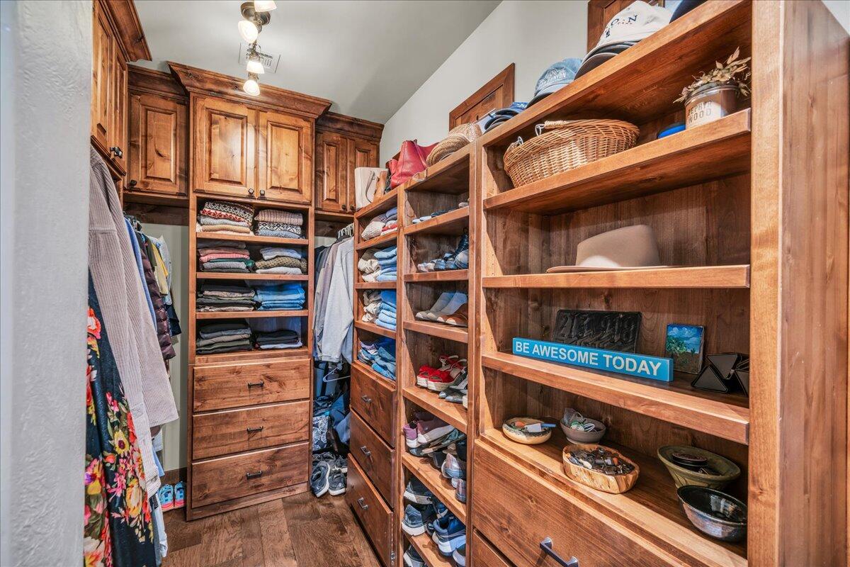 Hurricane, Utah, 84737, United States, 5 Bedrooms Bedrooms, ,6 BathroomsBathrooms,Residential,Active,1748671