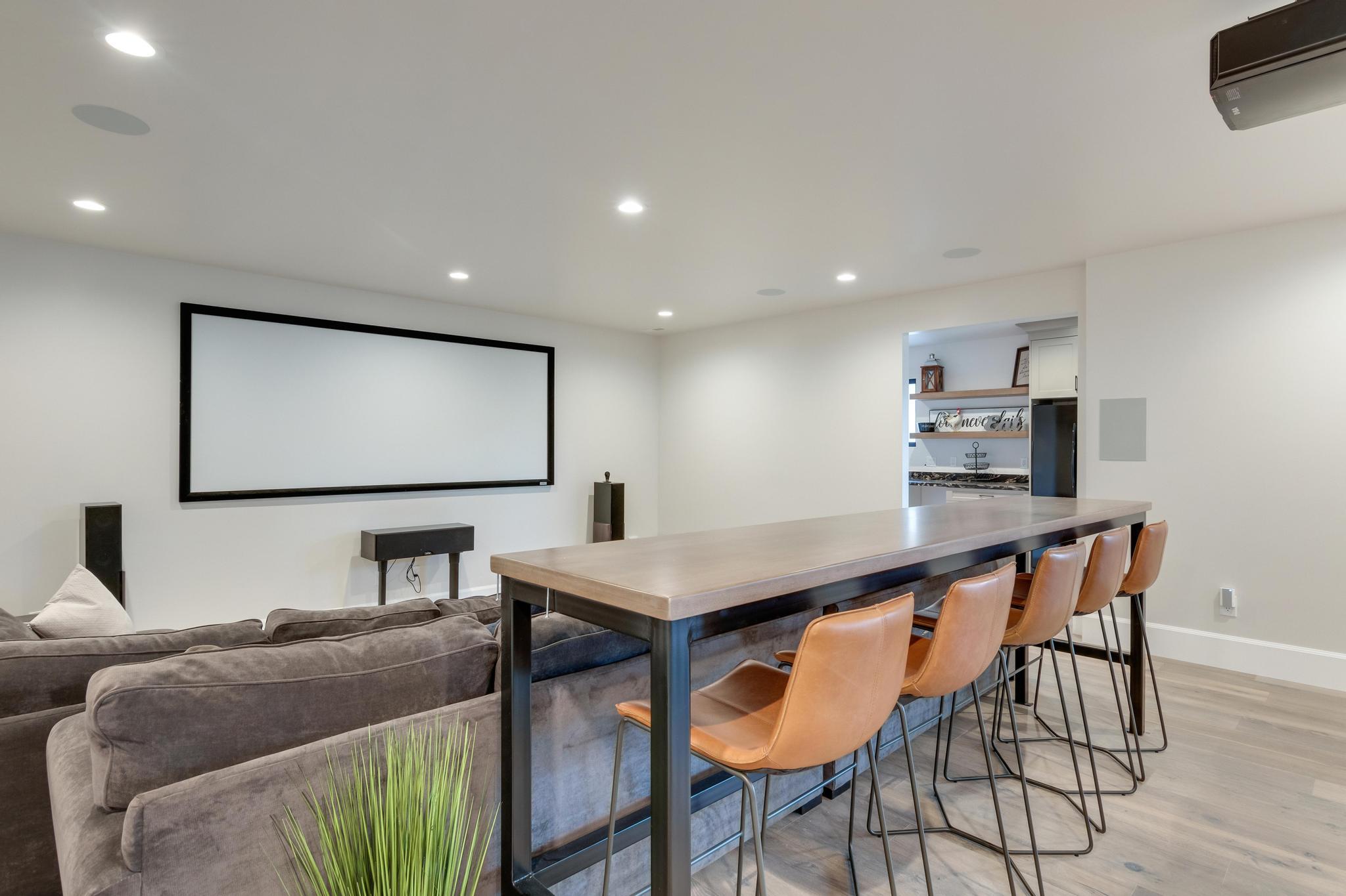 Highland, Utah, 84003, United States, 5 Bedrooms Bedrooms, ,6 BathroomsBathrooms,Residential,Active,1945192