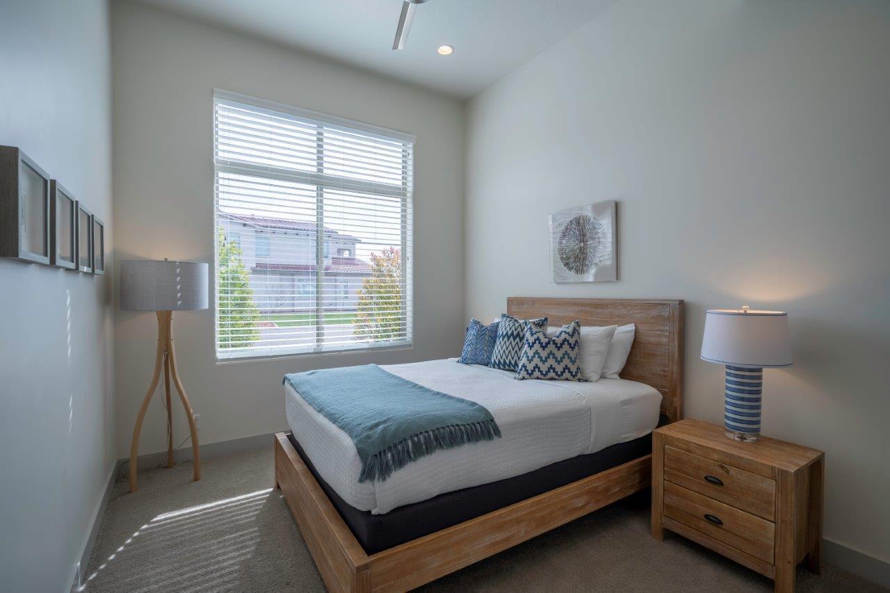 Santa Clara, Utah, 84765, United States, 5 Bedrooms Bedrooms, ,5 BathroomsBathrooms,Residential,Active,1894577