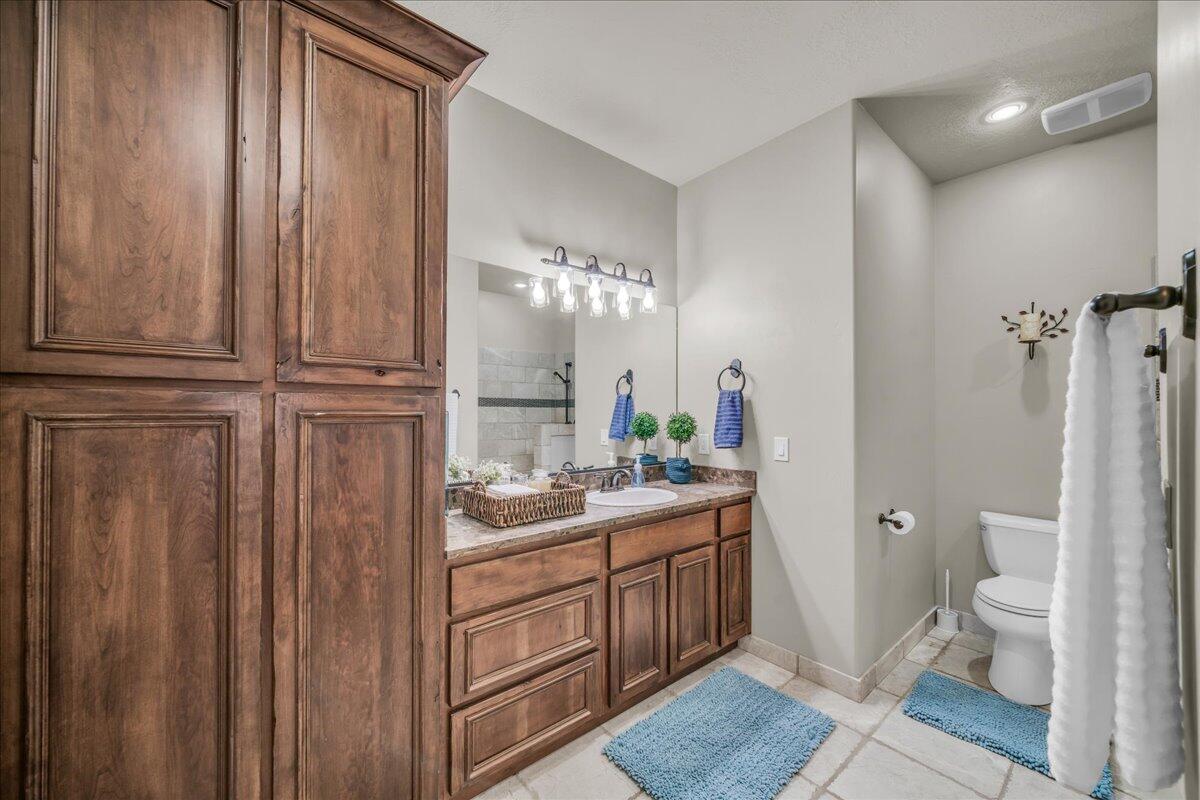 Hurricane, Utah, 84737, United States, 5 Bedrooms Bedrooms, ,6 BathroomsBathrooms,Residential,Active,1748671