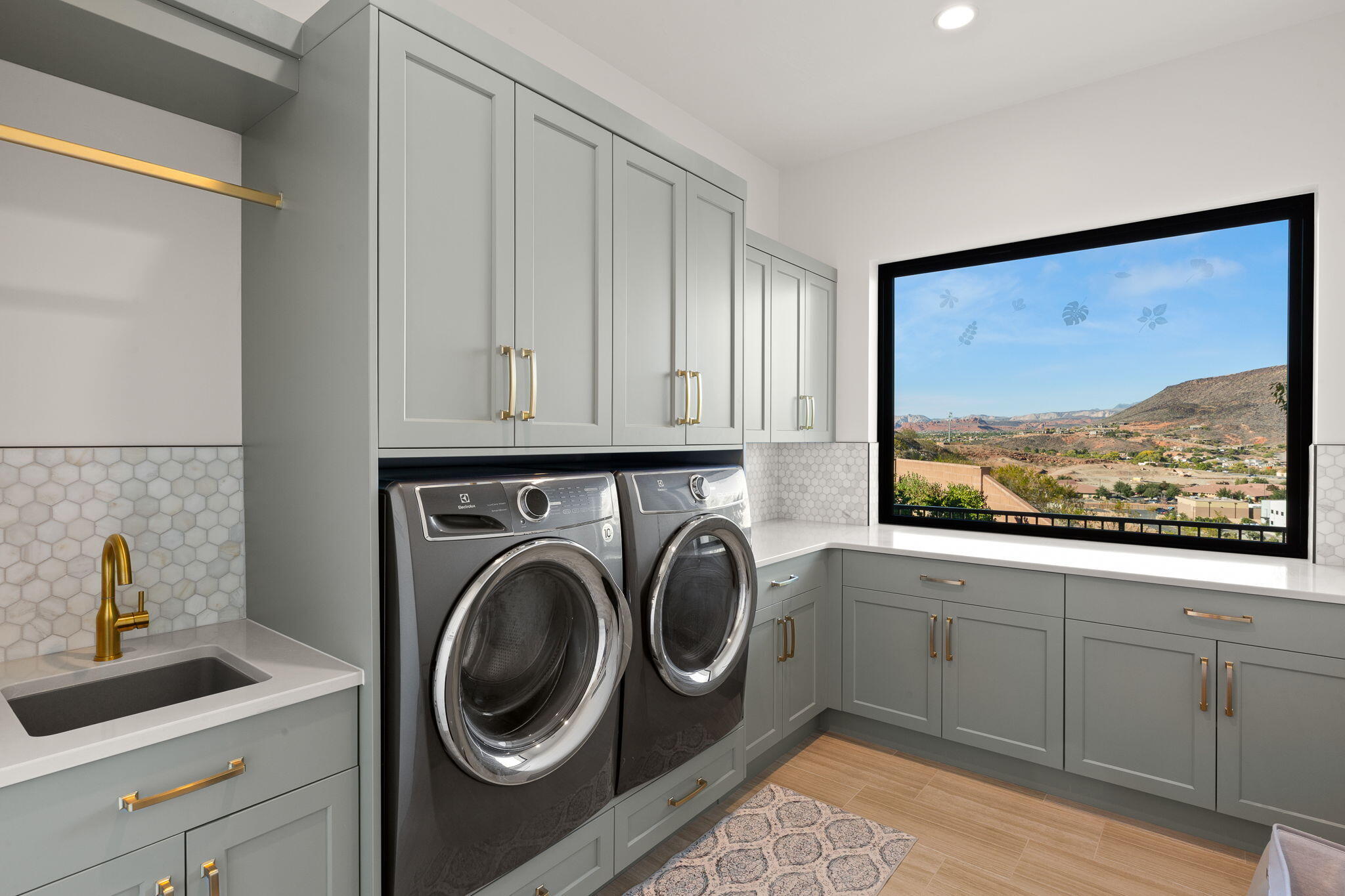 St George, Utah, 84770, United States, 3 Bedrooms Bedrooms, ,4 BathroomsBathrooms,Residential,Active,1973361