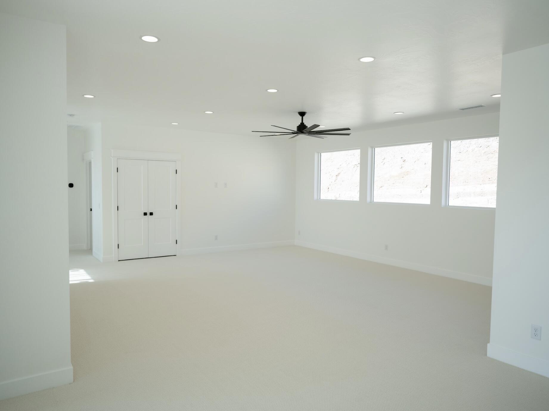 Washington, Utah, 84780, United States, 4 Bedrooms Bedrooms, ,4 BathroomsBathrooms,Residential,Active,1926689