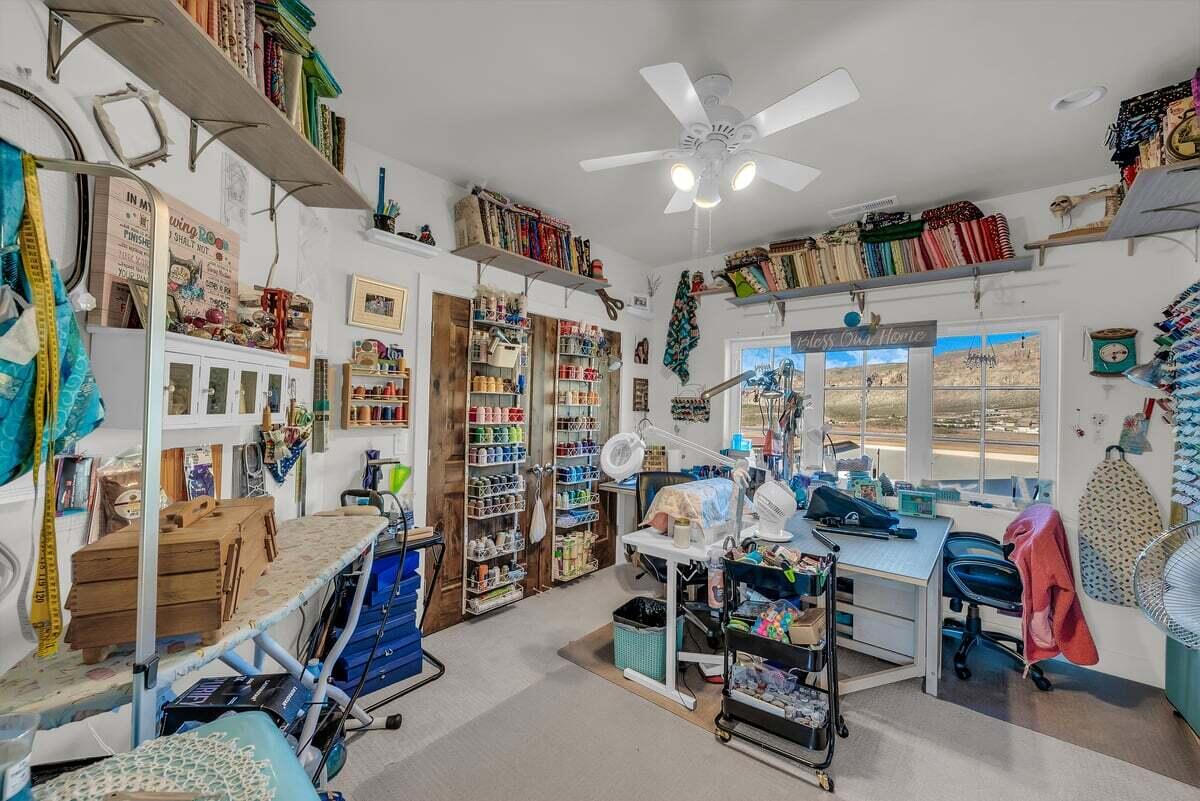 Hurricane, Utah, 84737, United States, 4 Bedrooms Bedrooms, ,4 BathroomsBathrooms,Residential,Active,1945483