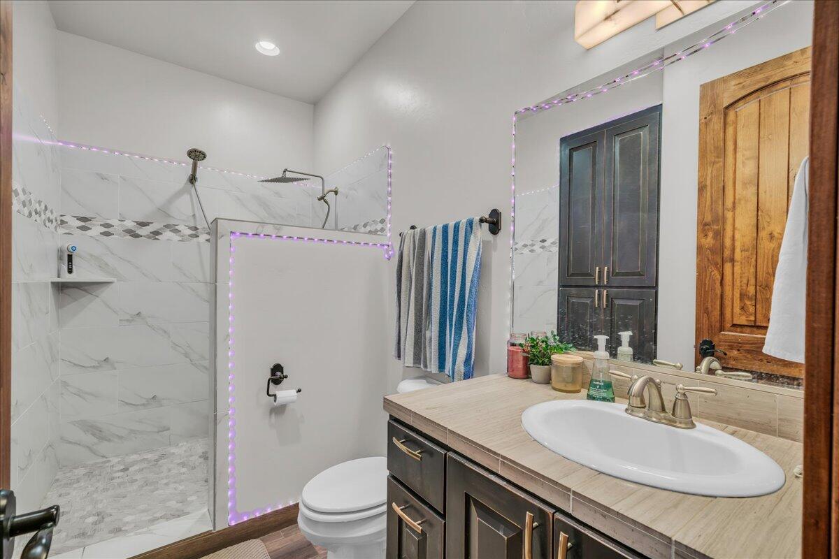 Hurricane, Utah, 84737, United States, 5 Bedrooms Bedrooms, ,6 BathroomsBathrooms,Residential,Active,1748671