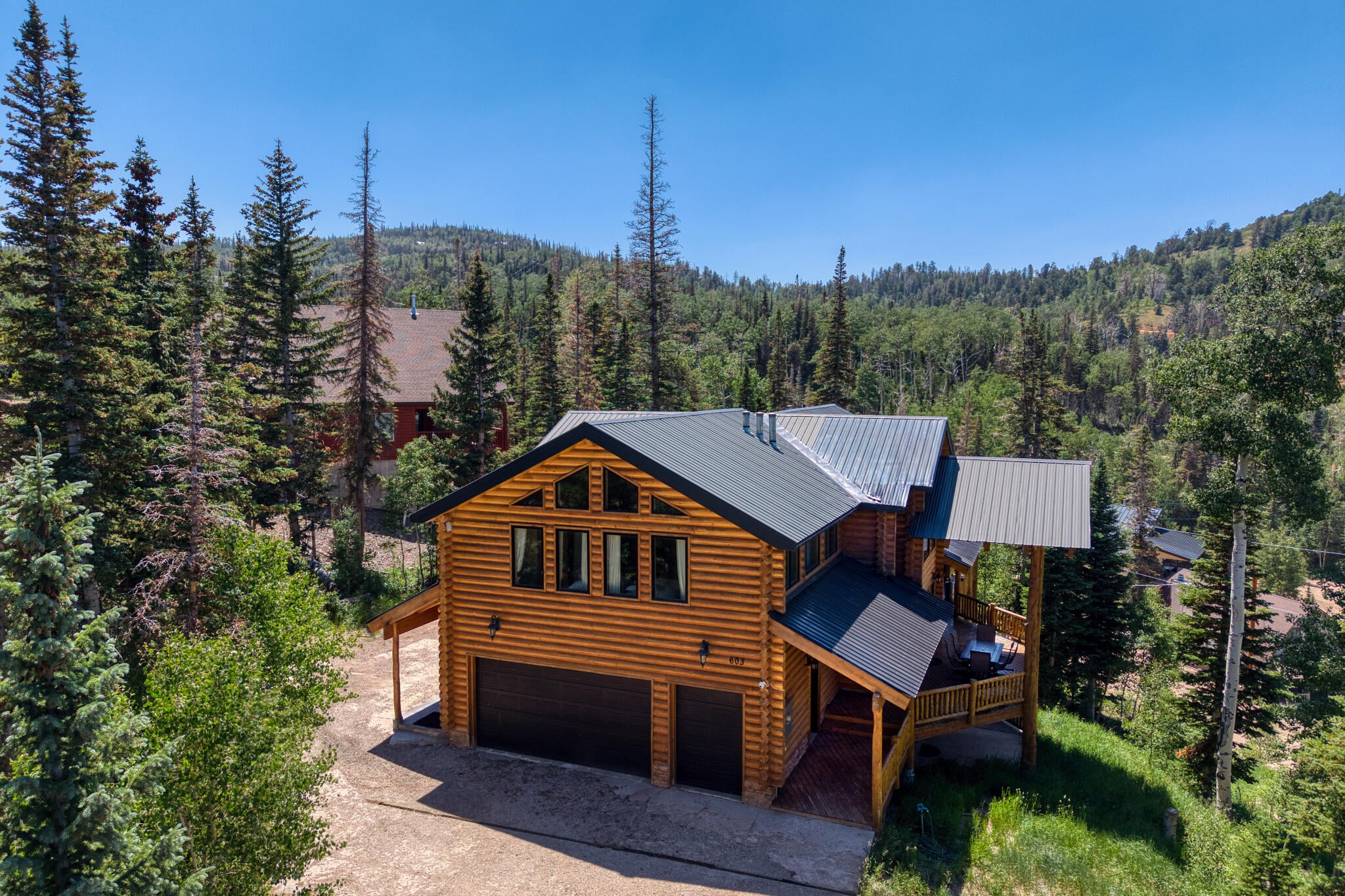 Brian Head, Utah, 84719, United States, 5 Bedrooms Bedrooms, ,4 BathroomsBathrooms,Residential,Active,1889352