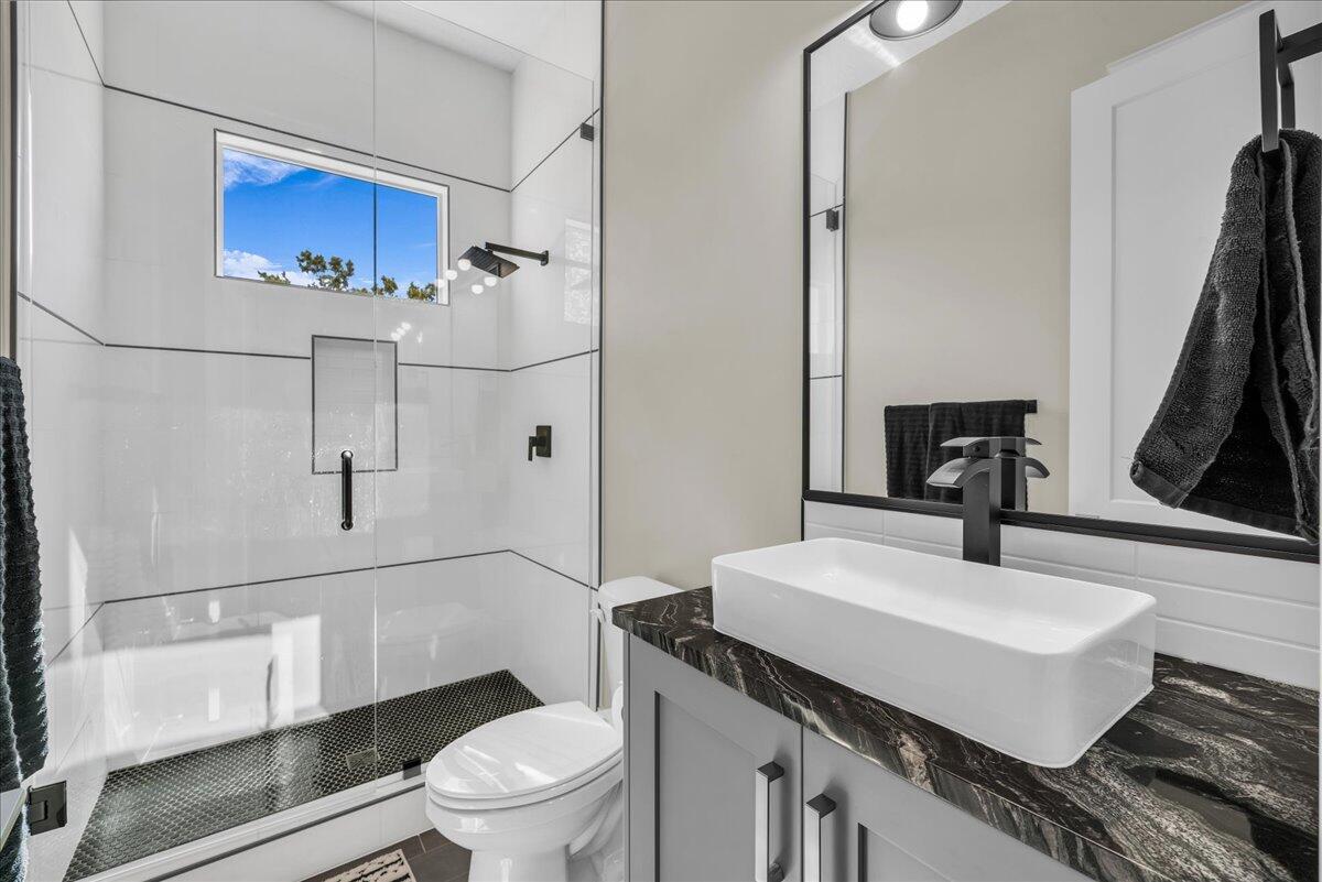 Virgin, Utah, 84779, United States, 4 Bedrooms Bedrooms, ,4 BathroomsBathrooms,Residential,Active,1904690