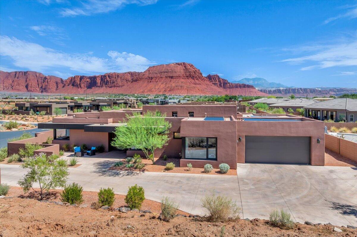 Ivins, Utah, 84738, United States, 3 Bedrooms Bedrooms, ,3 BathroomsBathrooms,Residential,Active,1920222
