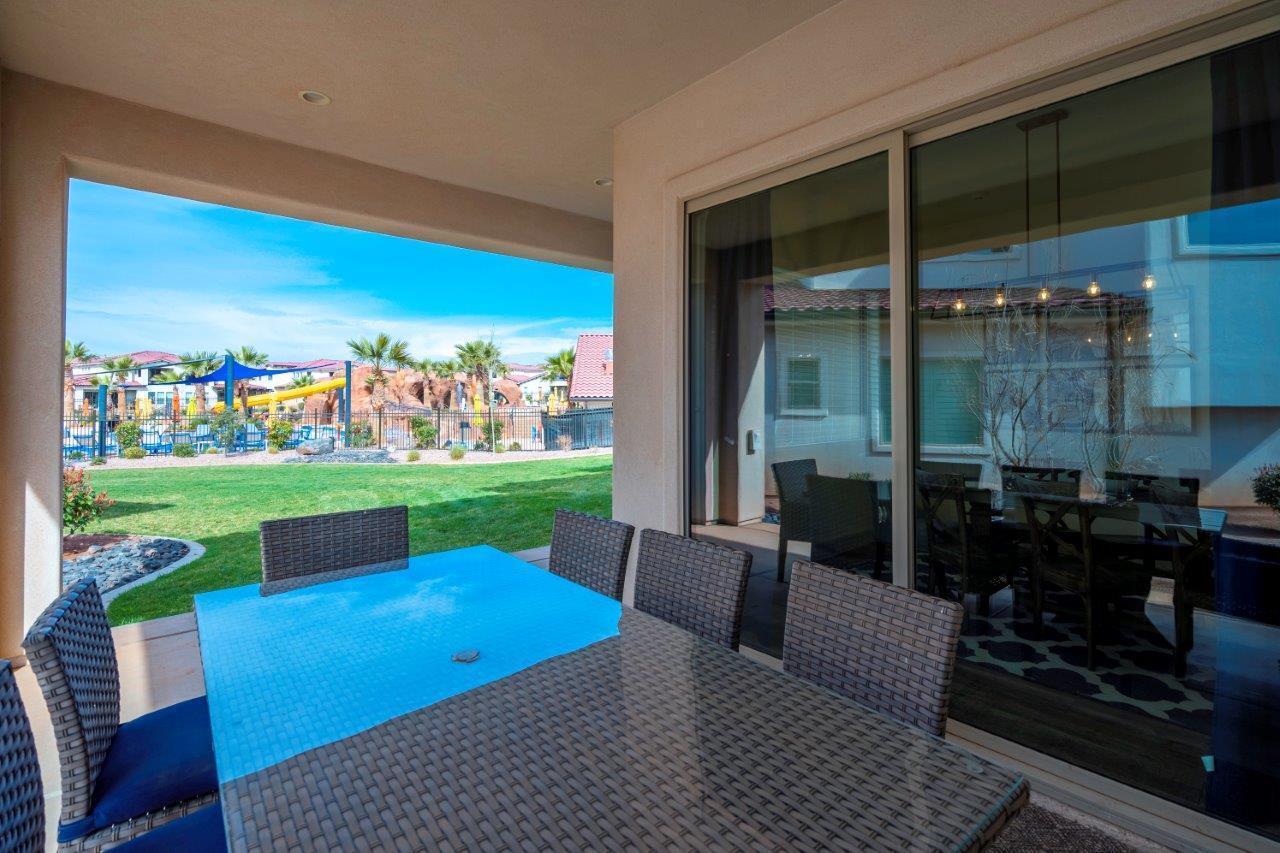 Santa Clara, Utah, 84765, United States, 5 Bedrooms Bedrooms, ,5 BathroomsBathrooms,Residential,Active,1894577