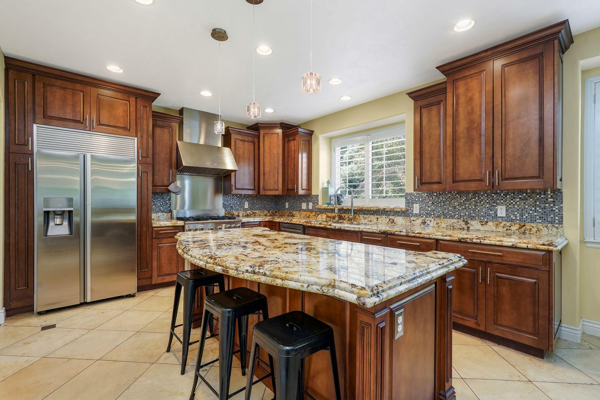 Lehi, Utah, 84043, United States, 7 Bedrooms Bedrooms, ,7 BathroomsBathrooms,Residential,Active,1905043