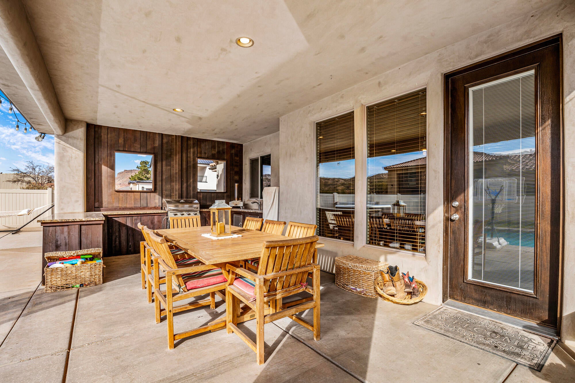 Washington, Utah, 84780, United States, 8 Bedrooms Bedrooms, ,5 BathroomsBathrooms,Residential,Active,2012929