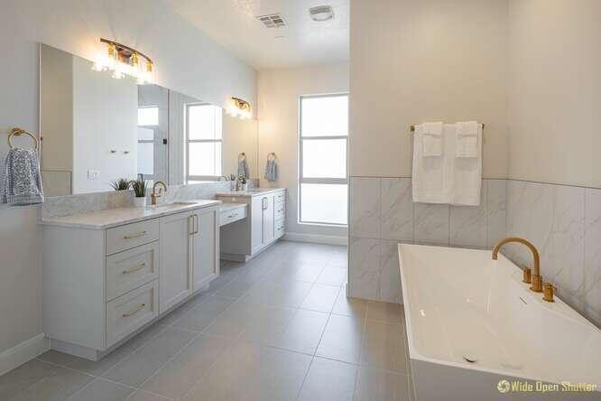 Hurricane, Utah, 84737, United States, 4 Bedrooms Bedrooms, ,3 BathroomsBathrooms,Residential,Active,1820431