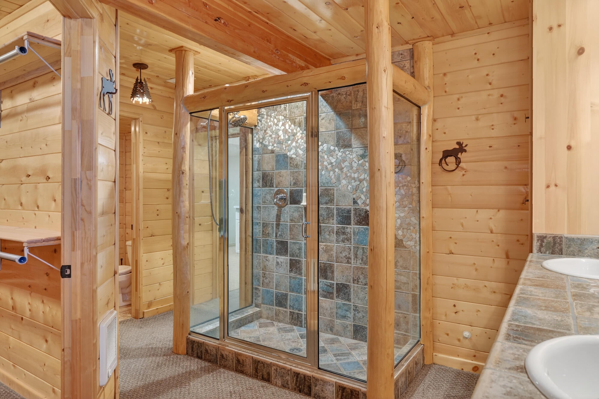 Duck Creek, Utah, 84762, United States, 4 Bedrooms Bedrooms, ,3 BathroomsBathrooms,Residential,Active,2007327