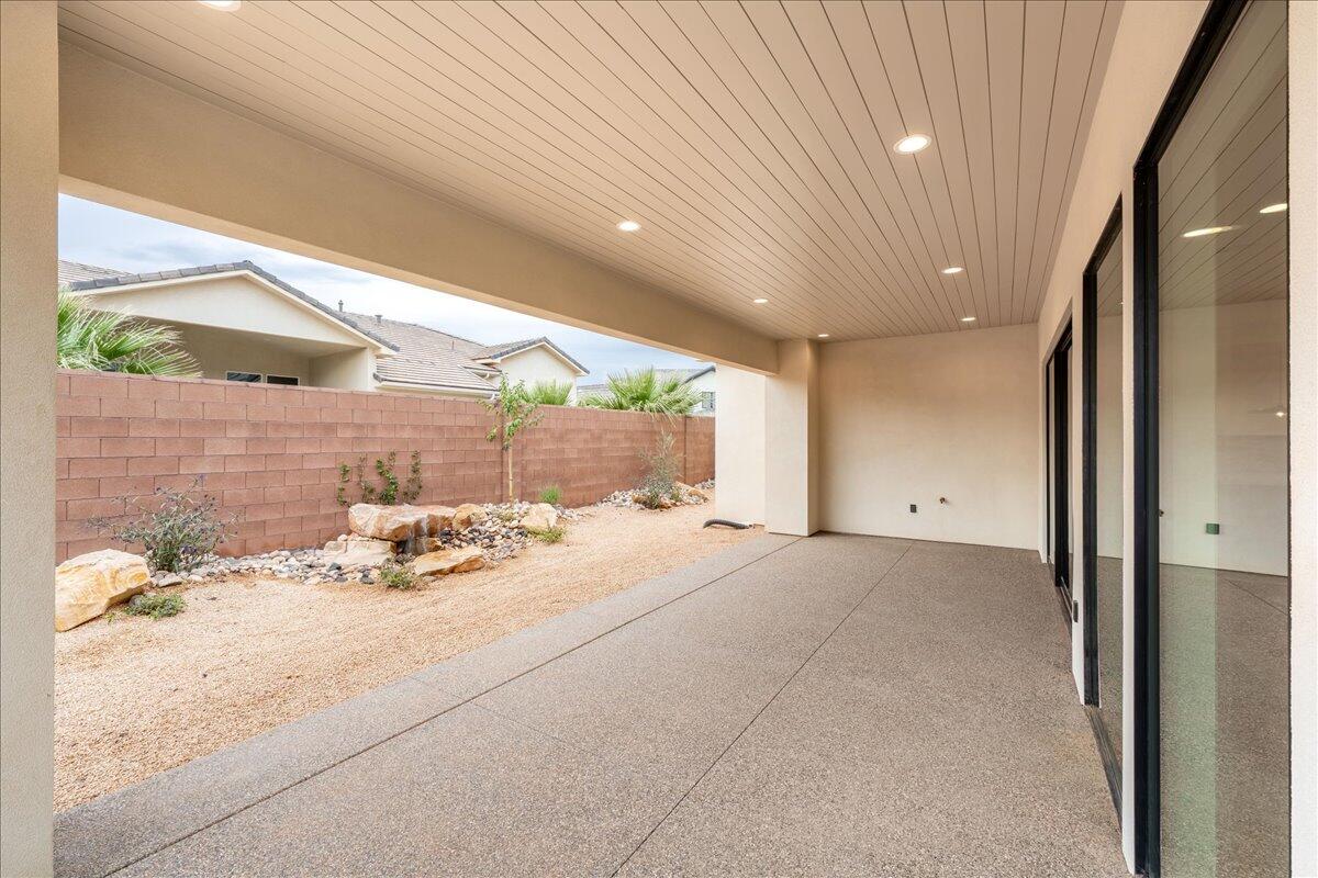 Washington, Utah, 84780, United States, 3 Bedrooms Bedrooms, ,3 BathroomsBathrooms,Residential,Active,1992293