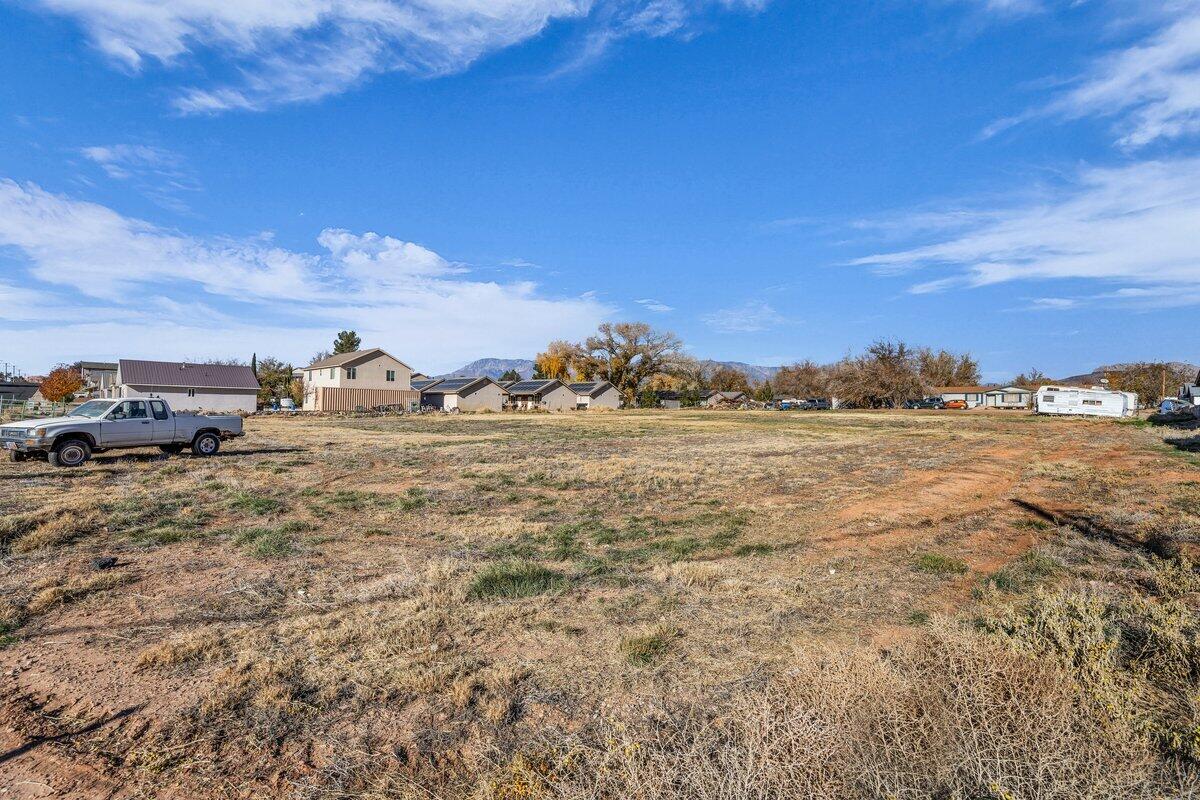 La Verkin, Utah, 84745, United States, 4 Bedrooms Bedrooms, ,2 BathroomsBathrooms,Residential,Active,2006765