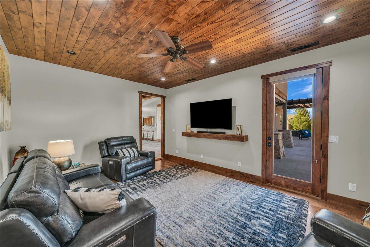 Hurricane, Utah, 84737, United States, 5 Bedrooms Bedrooms, ,6 BathroomsBathrooms,Residential,Active,1748671