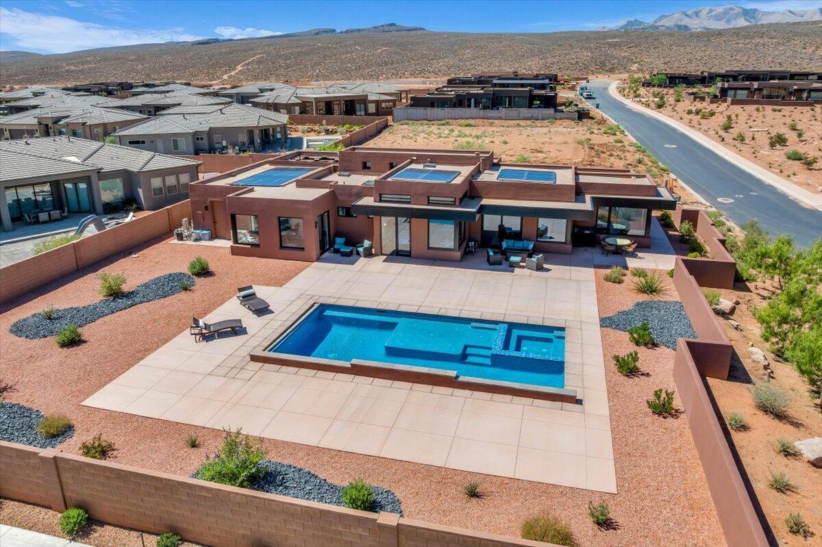 Ivins, Utah, 84738, United States, 3 Bedrooms Bedrooms, ,3 BathroomsBathrooms,Residential,Active,1920222