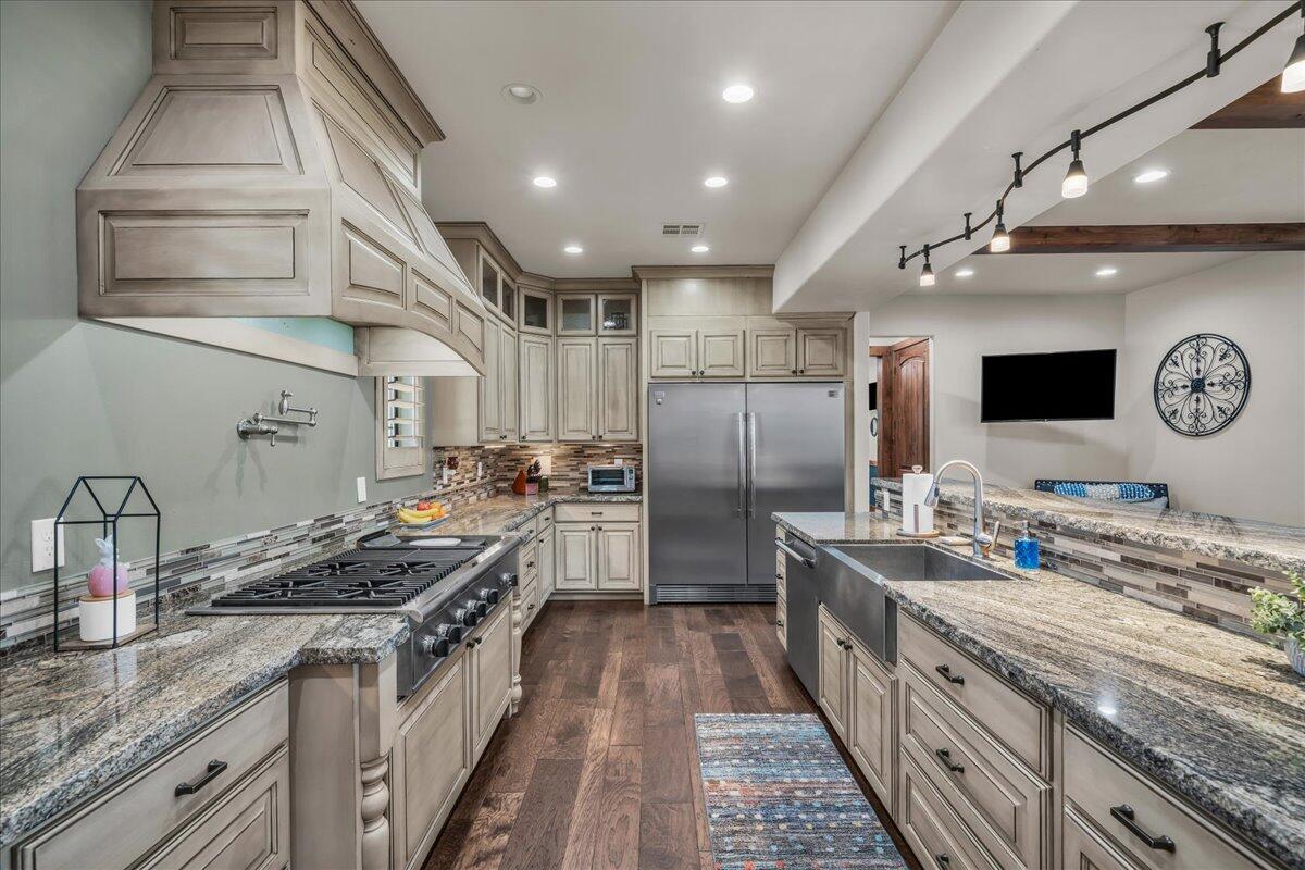 Hurricane, Utah, 84737, United States, 5 Bedrooms Bedrooms, ,6 BathroomsBathrooms,Residential,Active,1748671