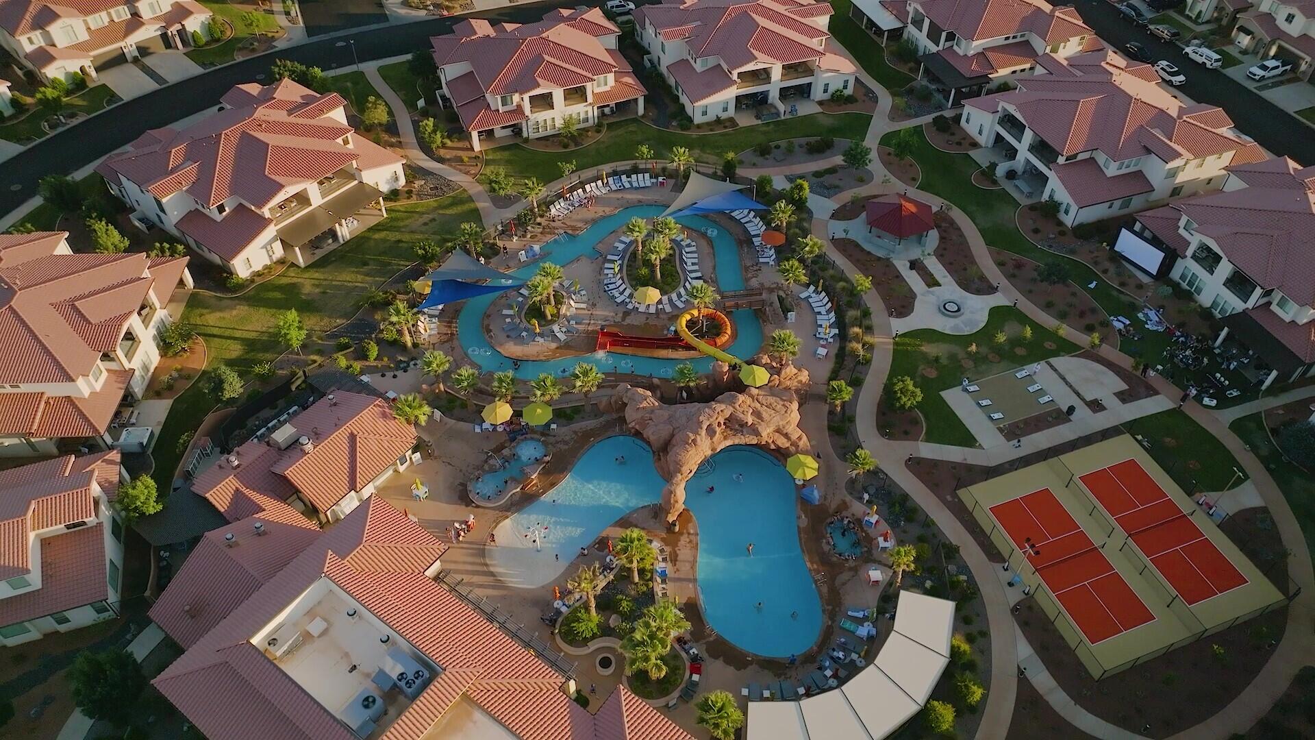 Santa Clara, Utah, 84765, United States, 5 Bedrooms Bedrooms, ,5 BathroomsBathrooms,Residential,Active,1894577