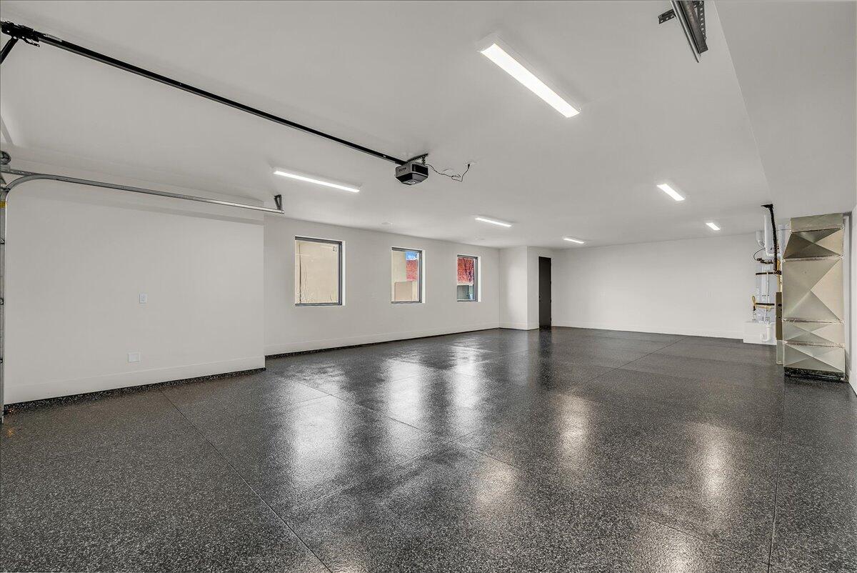 Ivins, Utah, 84738, United States, 3 Bedrooms Bedrooms, ,4 BathroomsBathrooms,Residential,Active,1986904