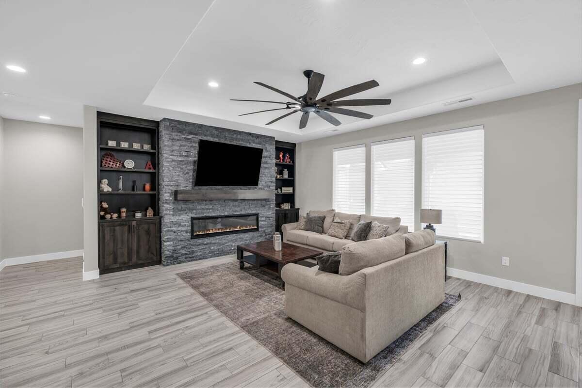 Hurricane, Utah, 84737, United States, 5 Bedrooms Bedrooms, ,5 BathroomsBathrooms,Residential,Active,1996303