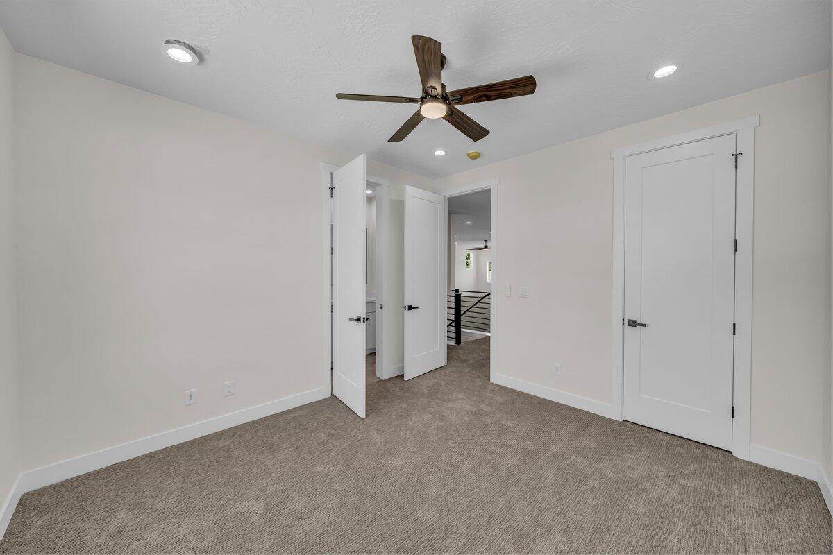 Washington, Utah, 84780, United States, 6 Bedrooms Bedrooms, ,5 BathroomsBathrooms,Residential,Active,1862845
