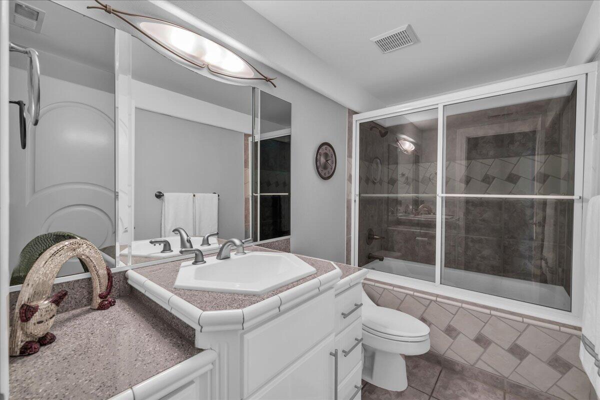St George, Utah, 84770, United States, ,6 BathroomsBathrooms,Residential,Active,1778768