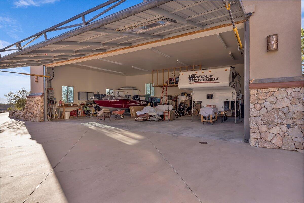 Hurricane, Utah, 84737, United States, 4 Bedrooms Bedrooms, ,3 BathroomsBathrooms,Residential,Active,1941338