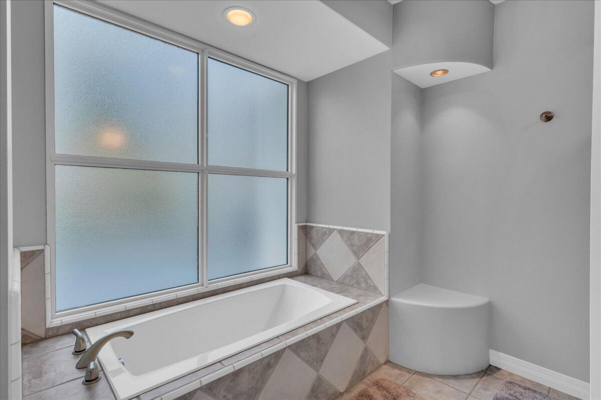 St George, Utah, 84770, United States, ,6 BathroomsBathrooms,Residential,Active,1778768