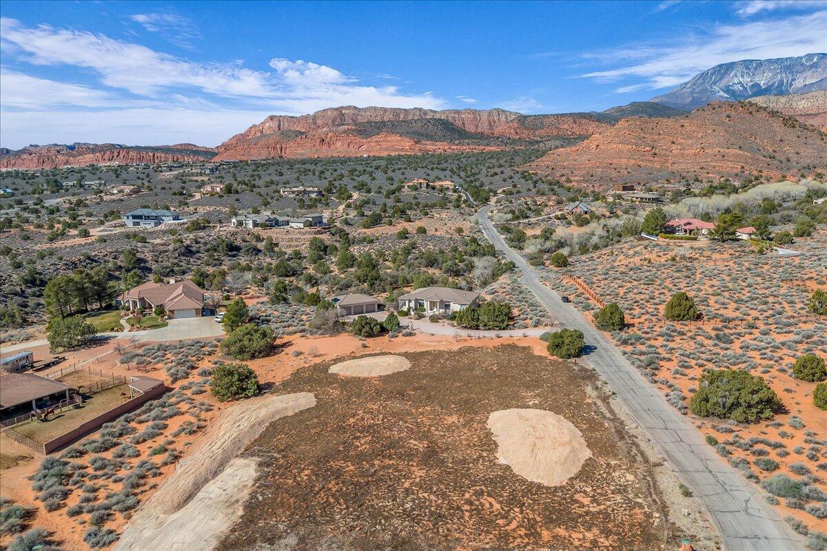 Leeds, Utah, 84746, United States, 5 Bedrooms Bedrooms, ,3 BathroomsBathrooms,Residential,Active,2008700