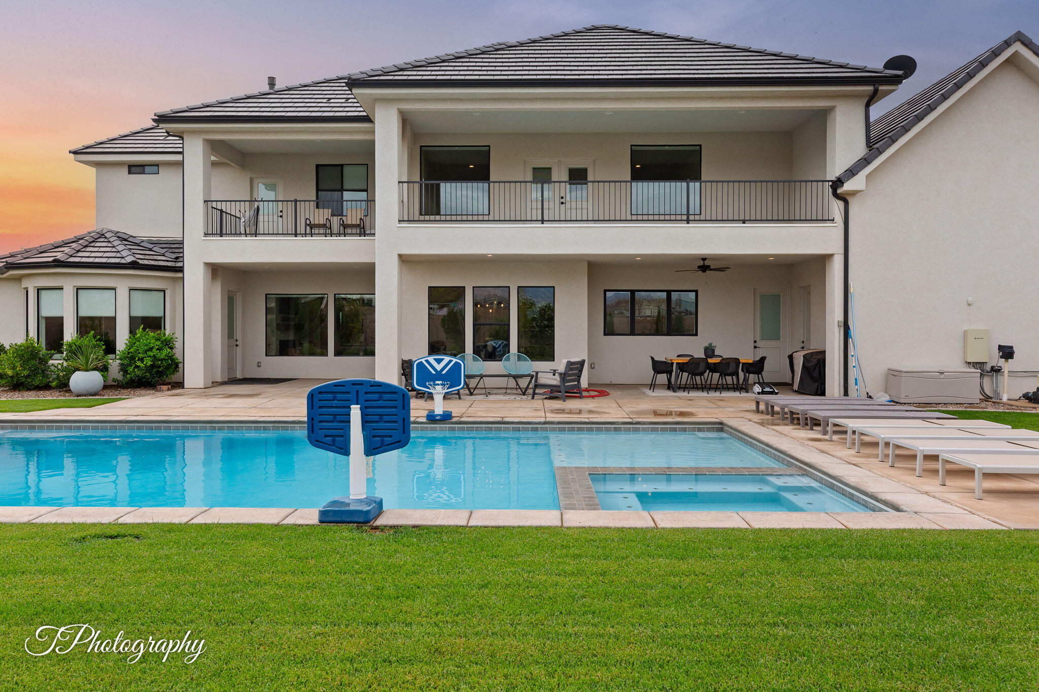 St George, Utah, 84790, United States, 7 Bedrooms Bedrooms, ,7 BathroomsBathrooms,Residential,Active,1963419