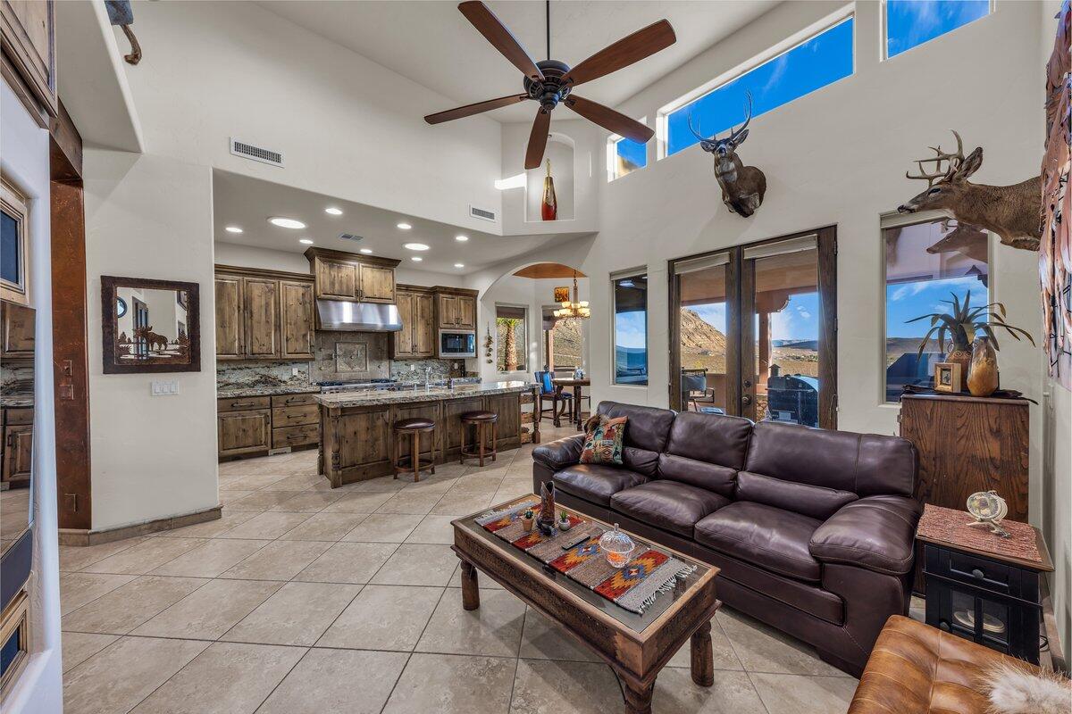 Hurricane, Utah, 84737, United States, 4 Bedrooms Bedrooms, ,3 BathroomsBathrooms,Residential,Active,1941338