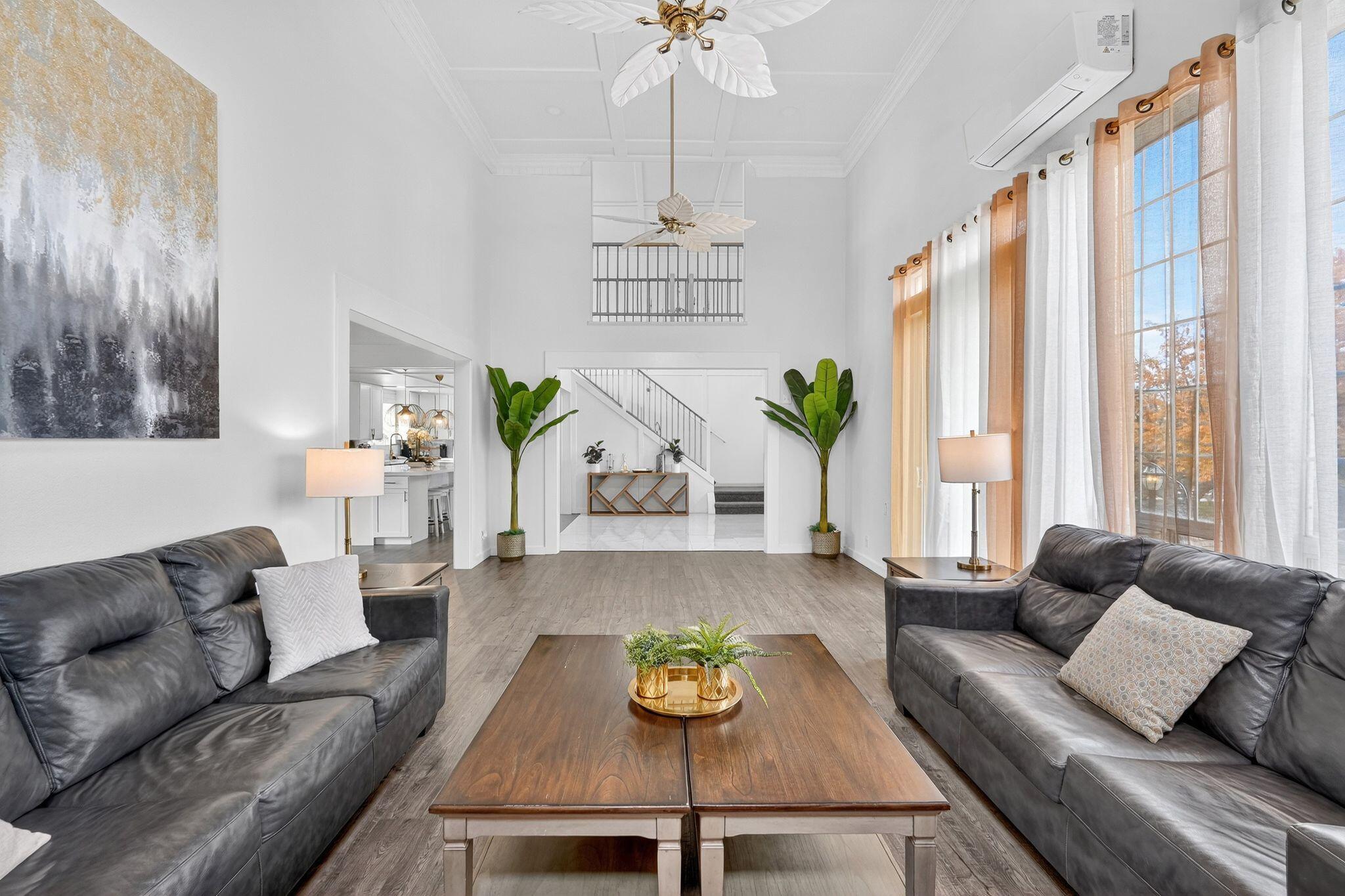 Bluffdale, Utah, 84065, United States, 10 Bedrooms Bedrooms, ,7 BathroomsBathrooms,Residential,Active,1990677