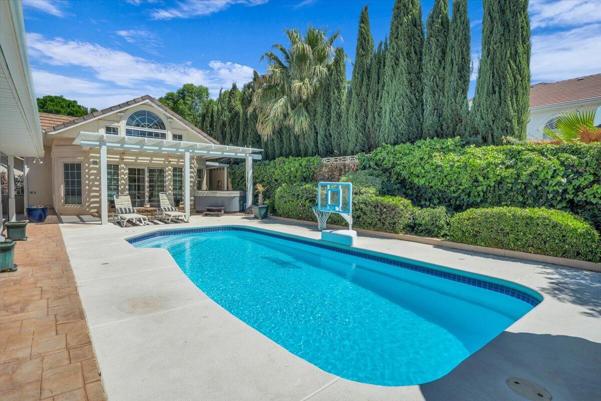 St George, Utah, 84790, United States, 5 Bedrooms Bedrooms, ,5 BathroomsBathrooms,Residential,Active,1788568