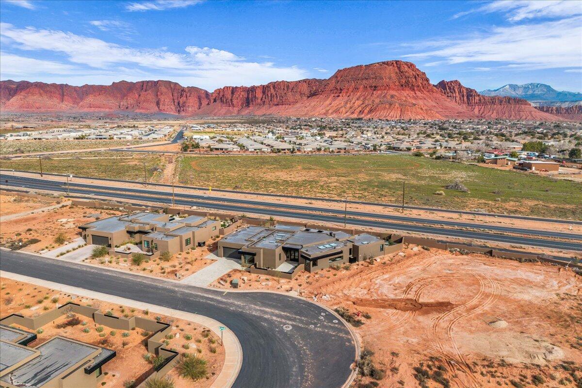 Ivins, Utah, 84738, United States, 3 Bedrooms Bedrooms, ,4 BathroomsBathrooms,Residential,Active,1986904