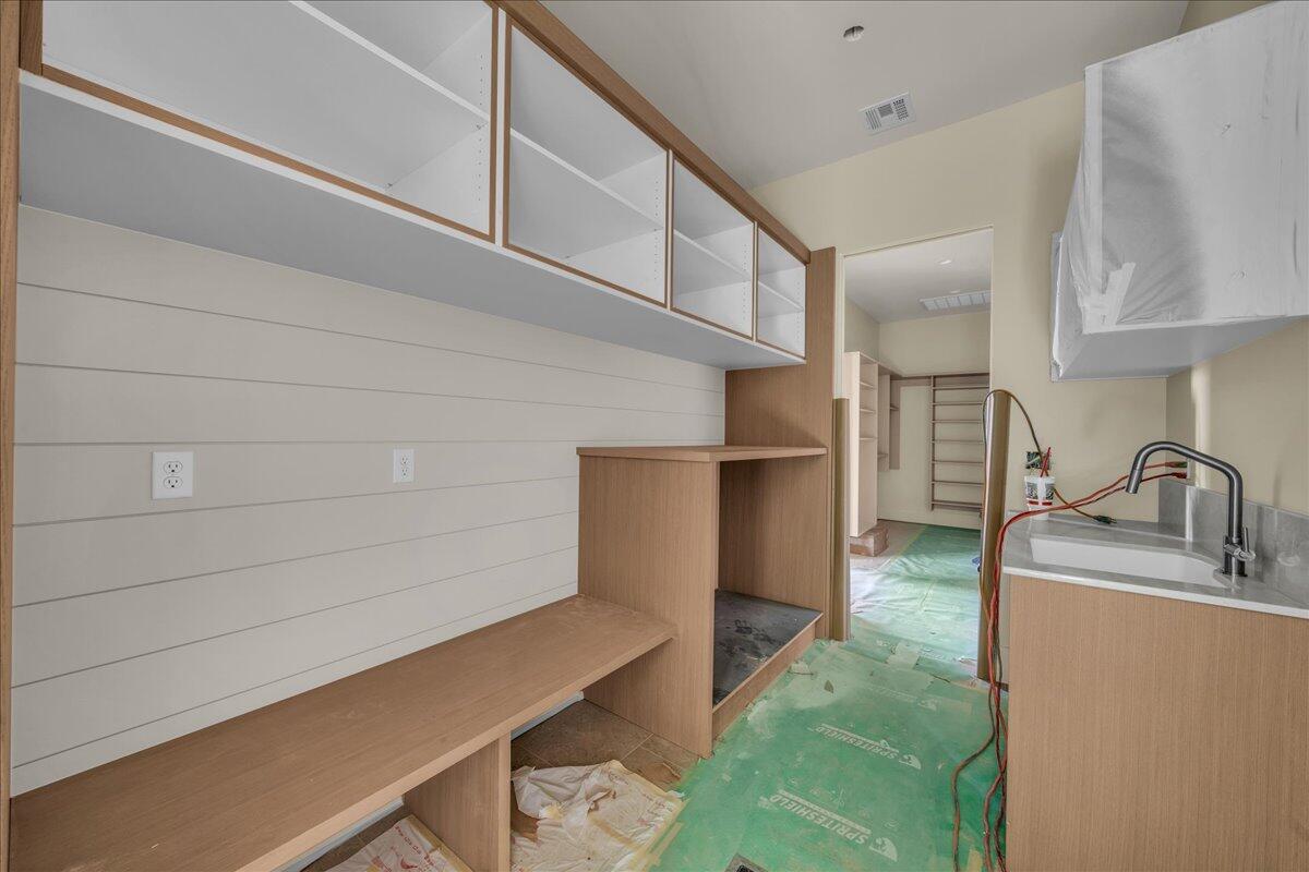 Ivins, Utah, 84738, United States, 4 Bedrooms Bedrooms, ,5 BathroomsBathrooms,Residential,Active,2021032